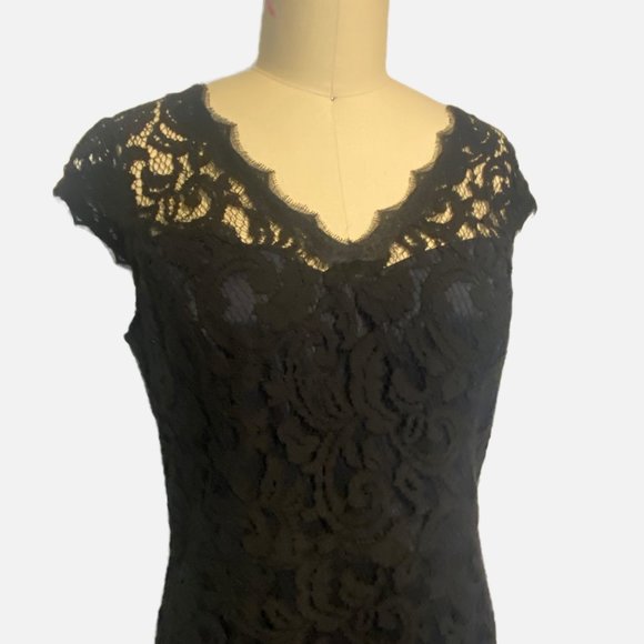 Adrianna Papell Black Lace Dress - Size 12 - Picture 2 of 11